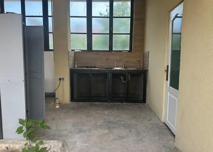 5 בית הארחה 3*